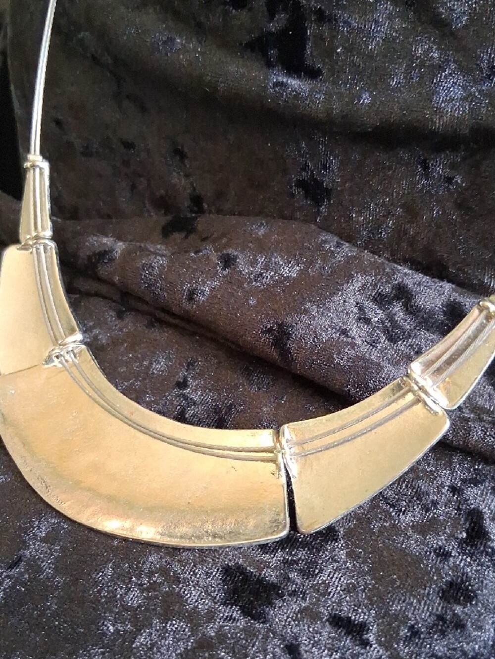 H&M Textured Silver Statement Collar Necklace - Picture 10 of 10